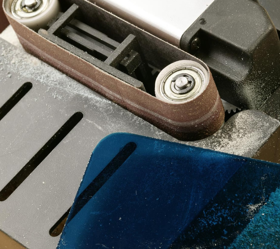 32323a Minitool Banschleifertisch